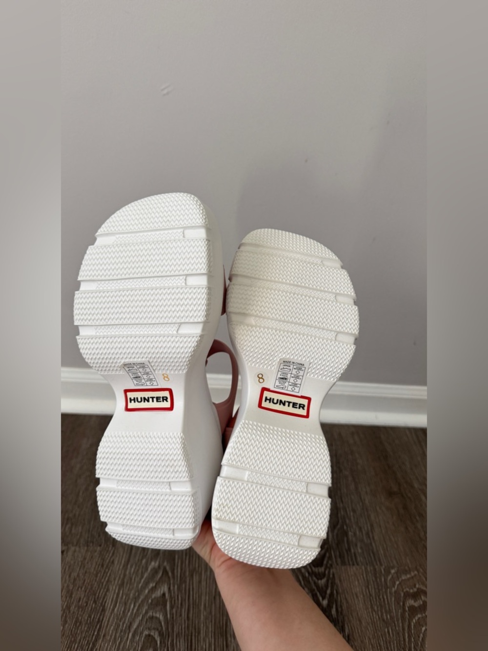 Hunter pink platform sandals - Picture 11 of 11